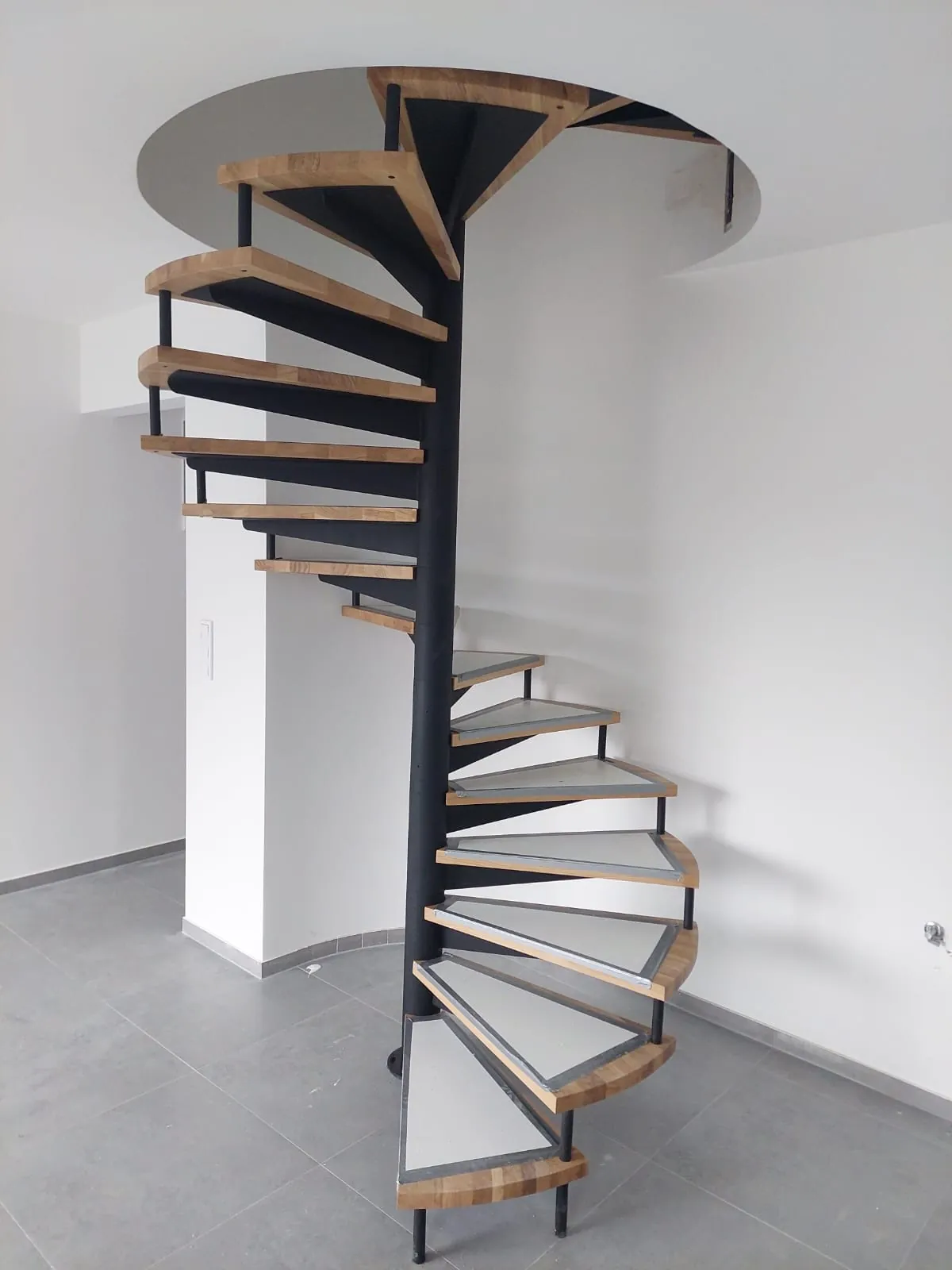 Konstrukcje - Realizacja ANVIS